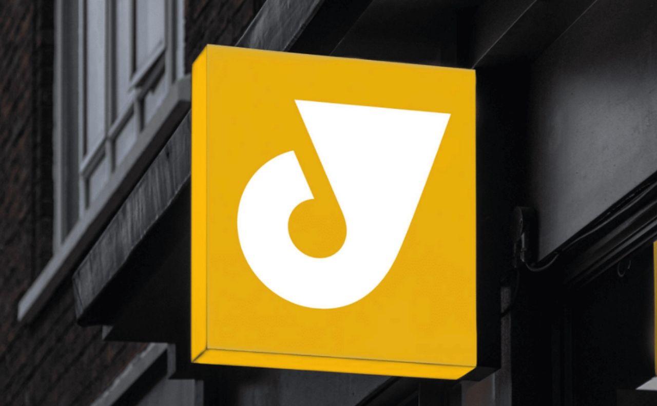 Укрпошта презентувала оновлений бренд