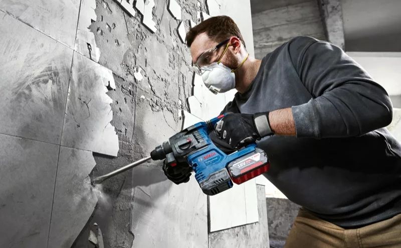 У Решетилівській центральній лікарні триває ремонт інфекційного відділення