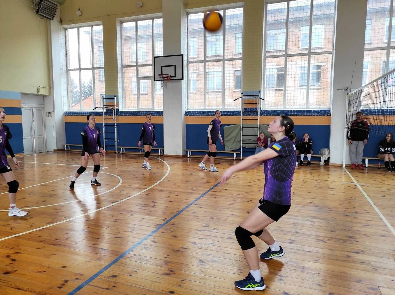 У Решетилівці визначили переможниць зонального етапу «Пліч-о-пліч» з волейболу