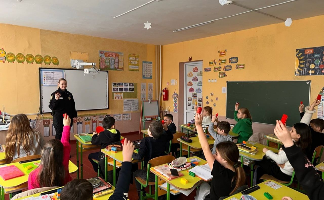 Покровських учнів навчали, як з користю й безпечно використовувати Інтернет