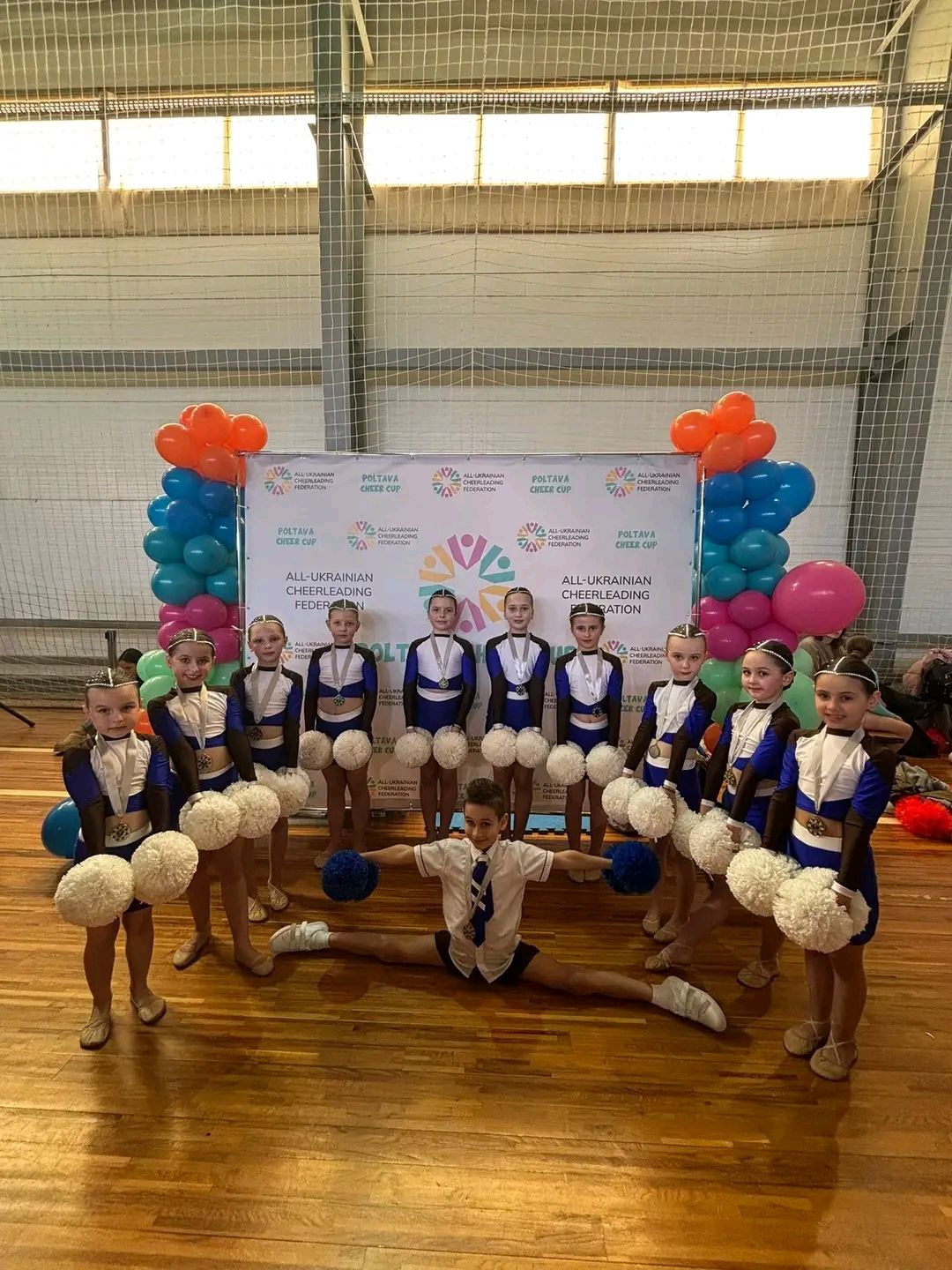 Черлідерки із «Мрії» привезли з Полтави 11 нагород