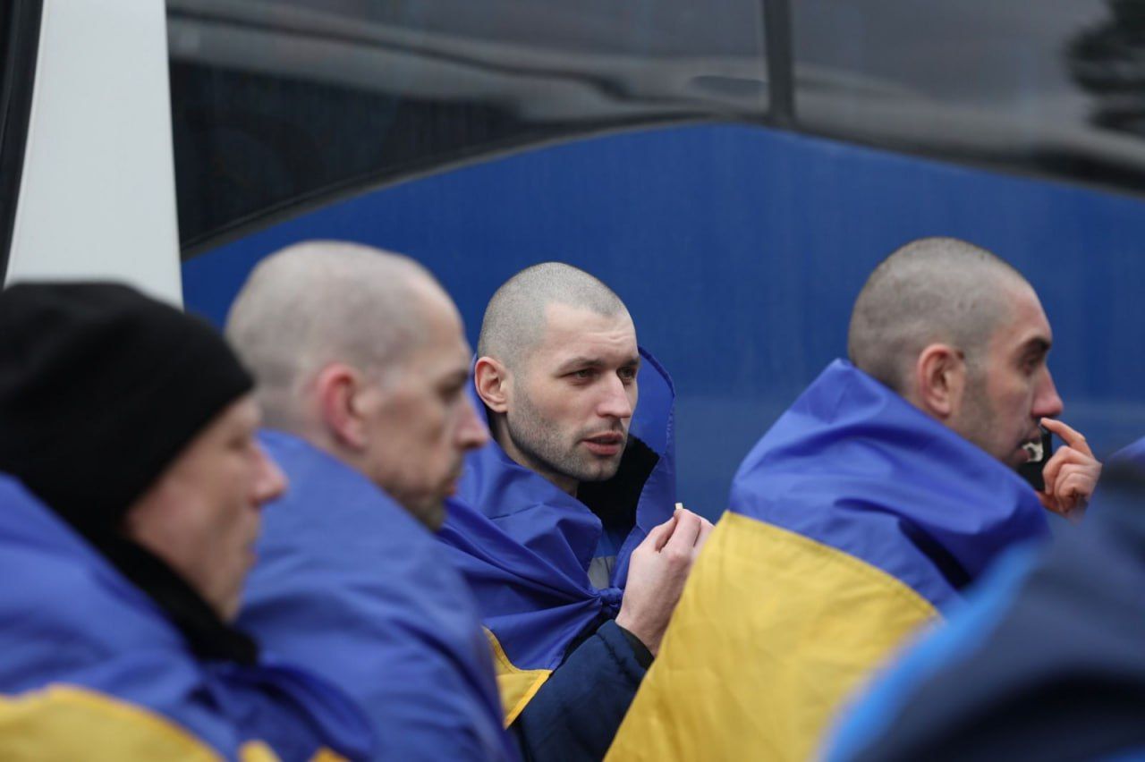 З російського полону звільнили ще 200 українців