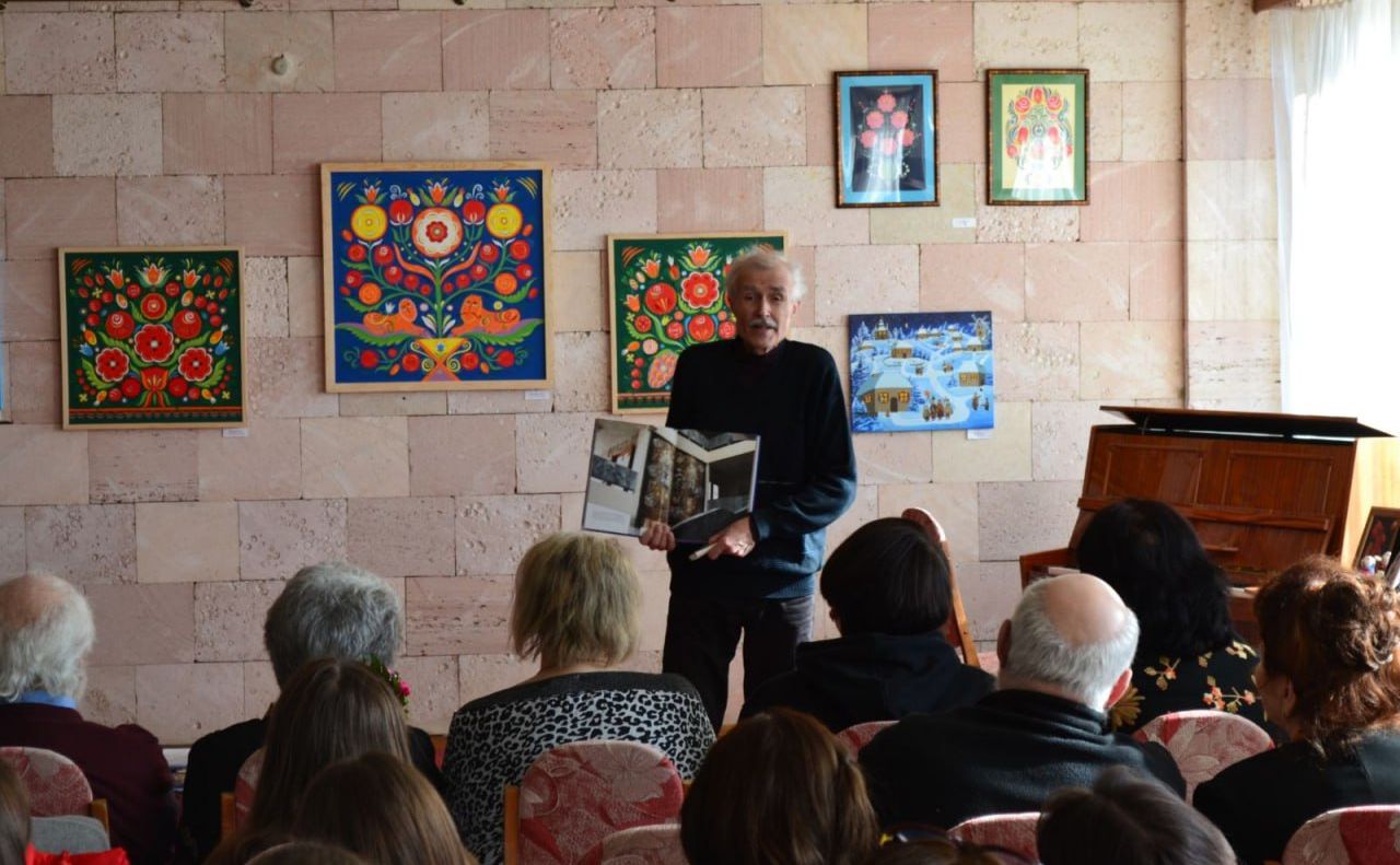 Робота Олександра Бабенка представлена на виставці «ART-TANDEM»