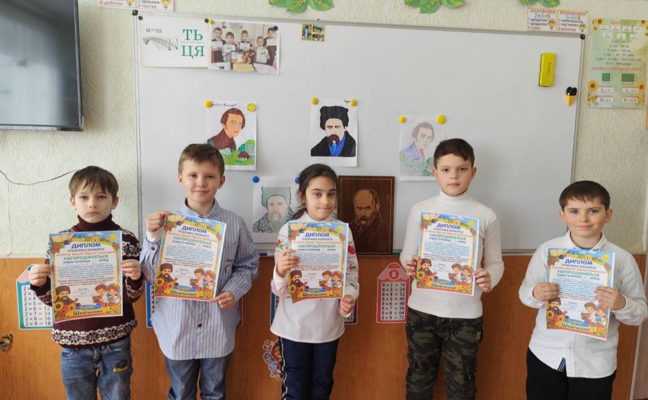 «Ше-читання»: глибокобалківські школярі декламували вірші Шевченка