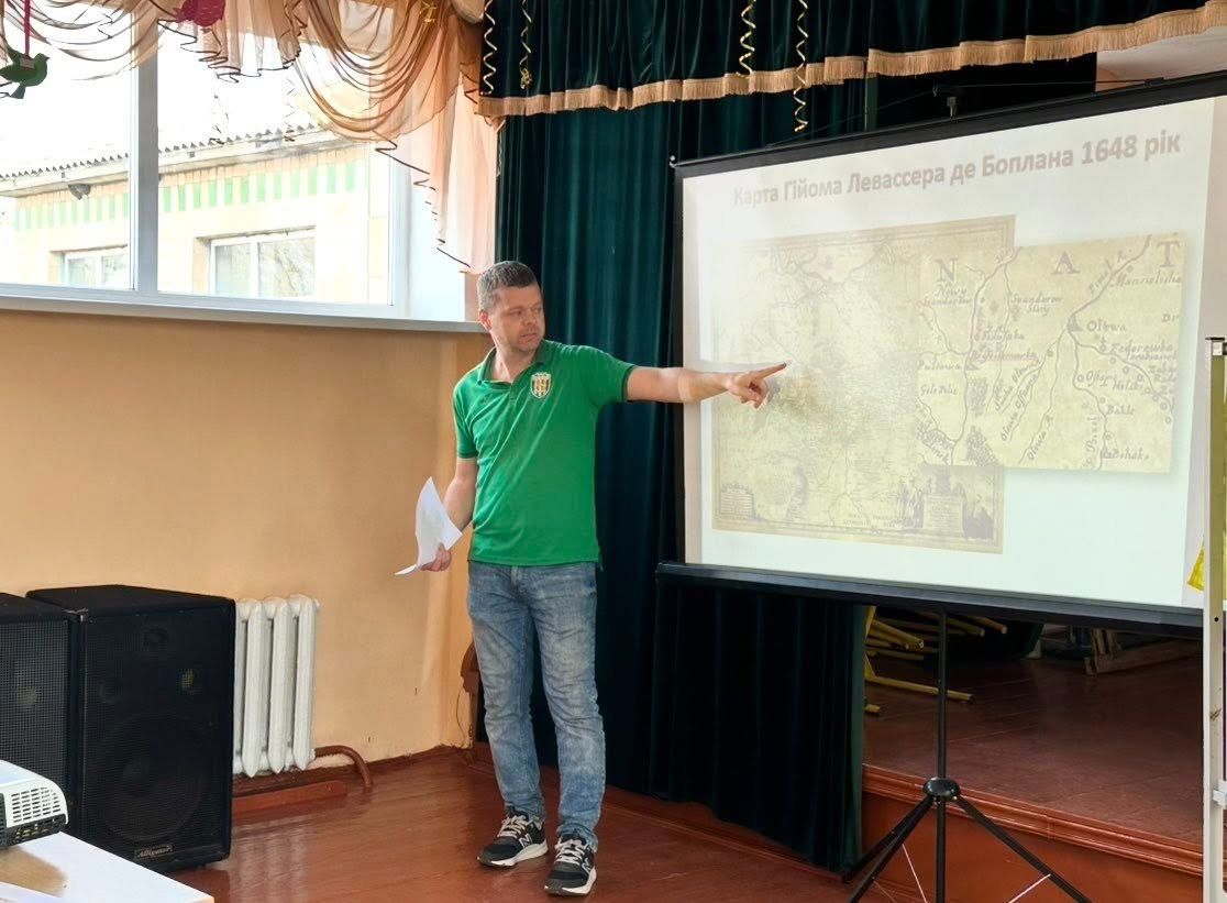 Решетилівські школярі вивчають символи рідного краю