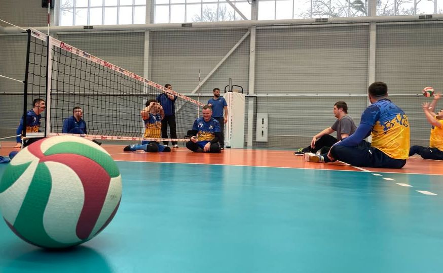 Тренування з волейболу сидячи для ветеранів проведуть у неділю