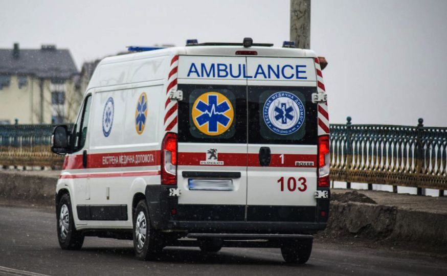 В Україну надійшло 10 карет «швидкої допомоги» з-за кордону