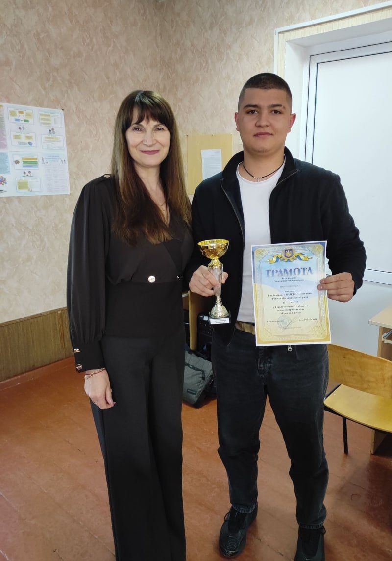 Команда із Покровського — переможець І етапу Чемпіонату з основ підприємництва «Крок до бізнесу»