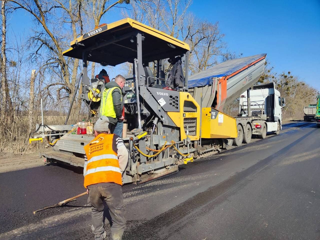 На дорозі Лубни — Мирогород — Опішня вже відремонтовано 1,5 км покриття