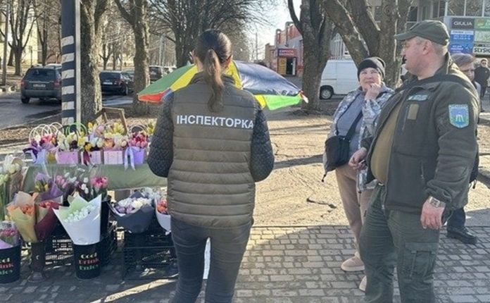 Продаж первоцвітів заборонено: на Полтавщині посилюють рейди