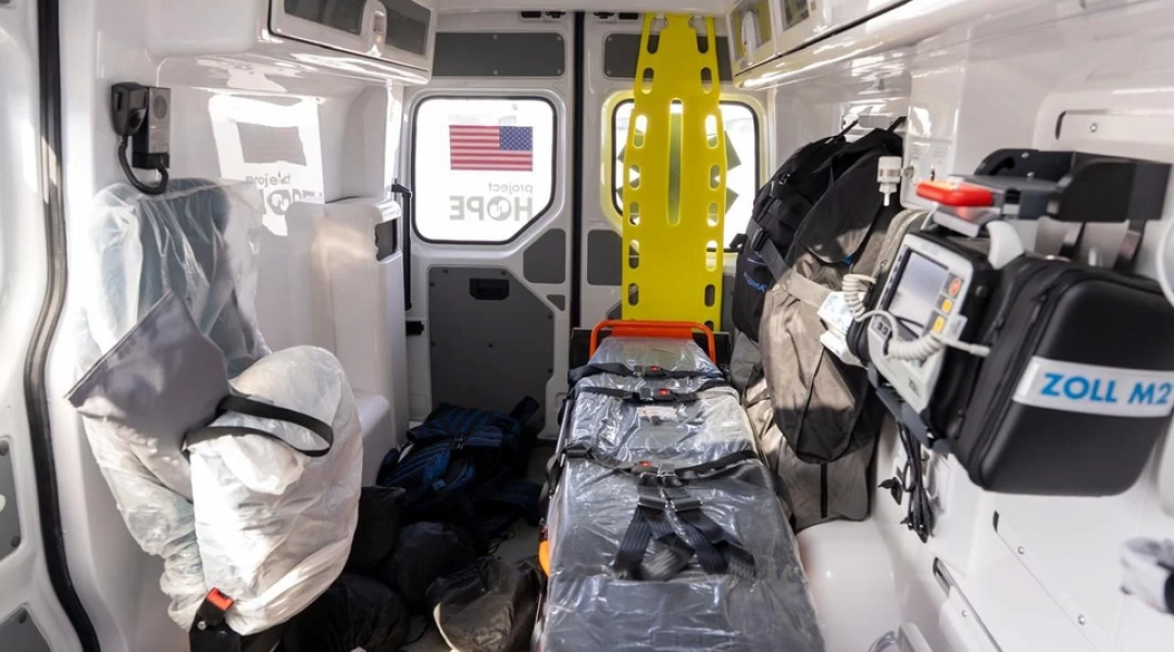 Україна отримала 25 реанімобілів для підсилення системи екстреної медичної допомоги