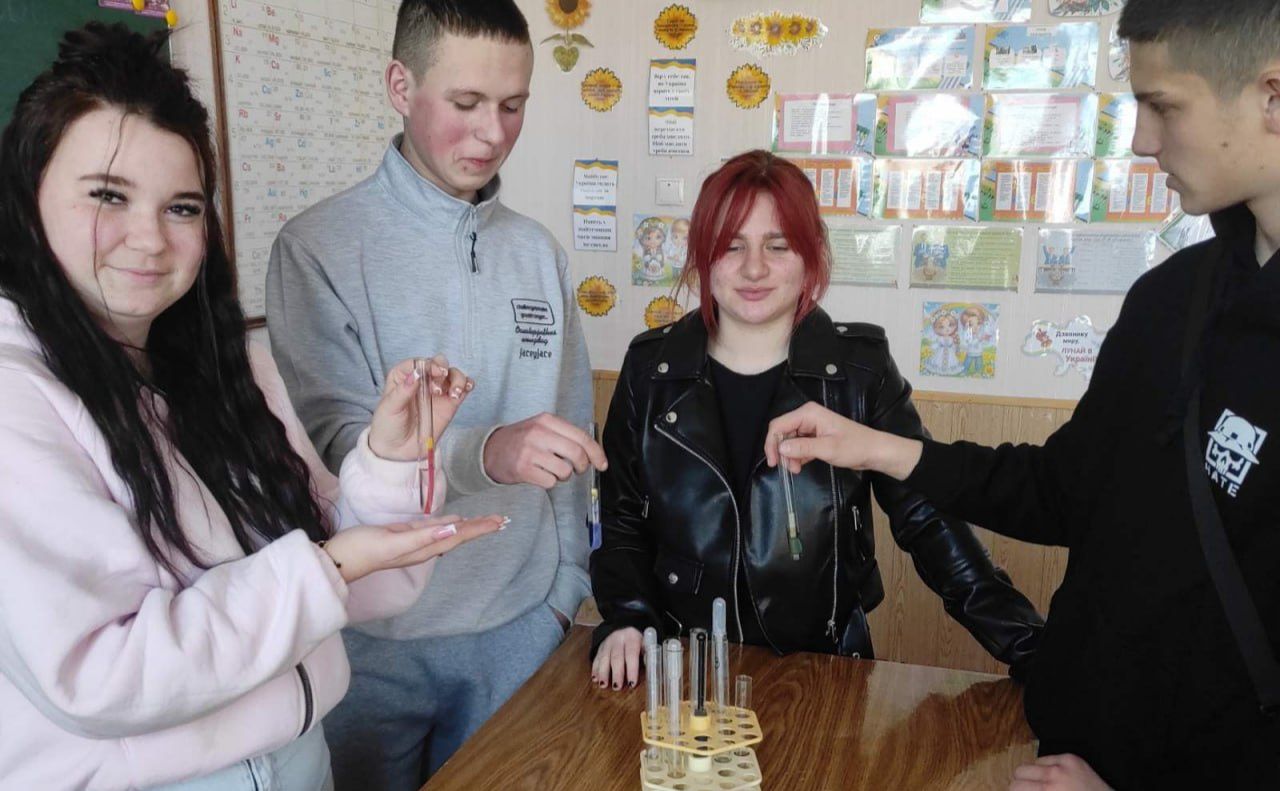 Вихованці Решетилівської філії ПОЕНЦУМ досліджують значення води для життя на Землі