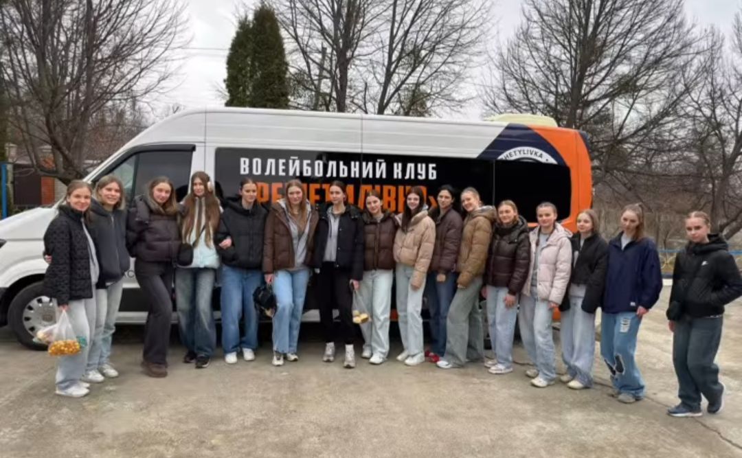 Гравці ВК «Решетилівка» відвідали вихованців Зіньківського інтернату