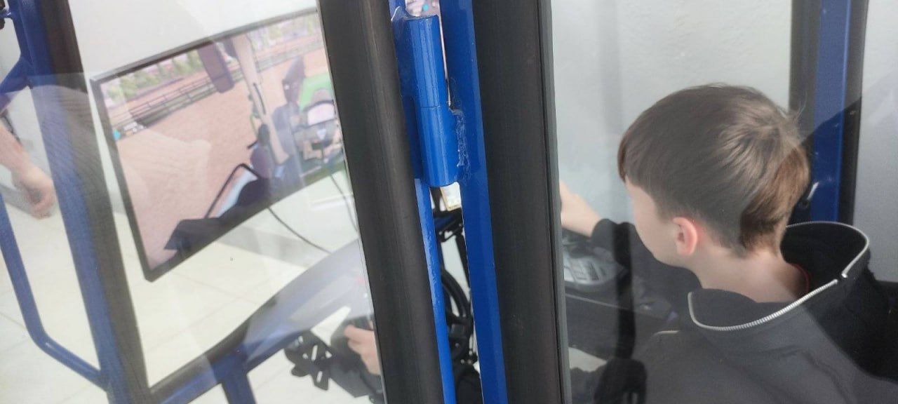 Глибокобалківські школярі відвідали профорієнтаційний хаб