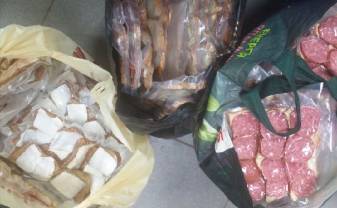 Із Решетилівки відправили гумвантаж на фронт