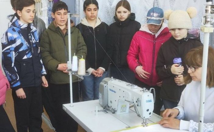 Глибокобалківські школярі побували на екскурсії у художньому ліцеї