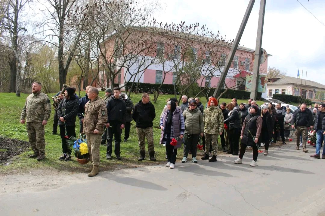 У Решетилівці попрощалися із загиблим Захисником України Ігорем Колякою