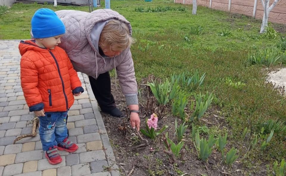 «Посади квітку»: жителі громади долучилися до екологічної акції