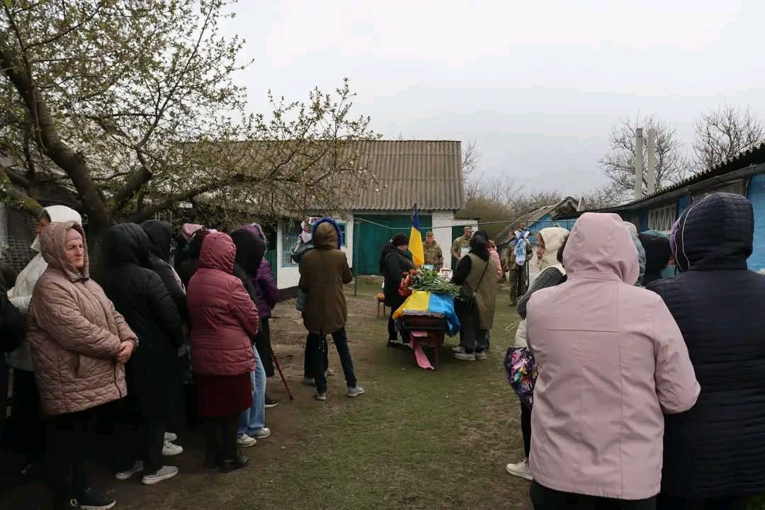 У Решетилівській громаді провели в останню путь захисника Павла Бондаря