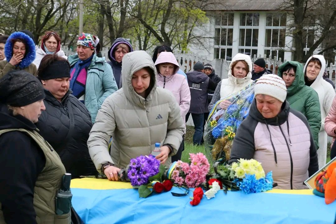 У Решетилівській громаді провели в останню путь захисника Павла Бондаря