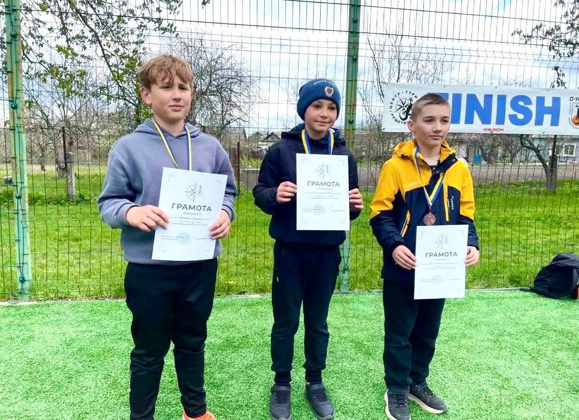 Решетилівські школярі вдосконалили навички зі спортивного туризму та орієнтування