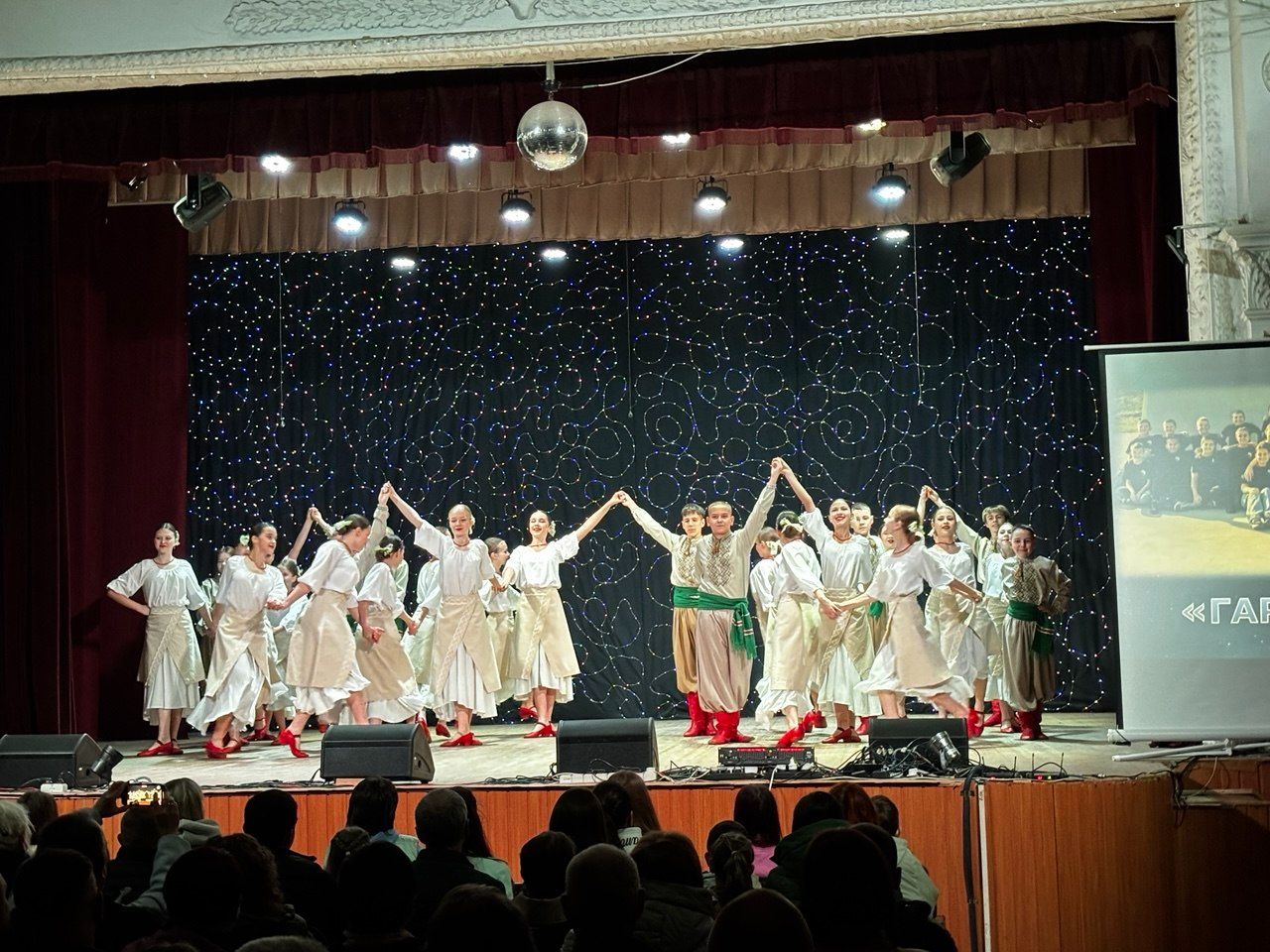 «Політ» у Решетилівці зібрав аншлаг