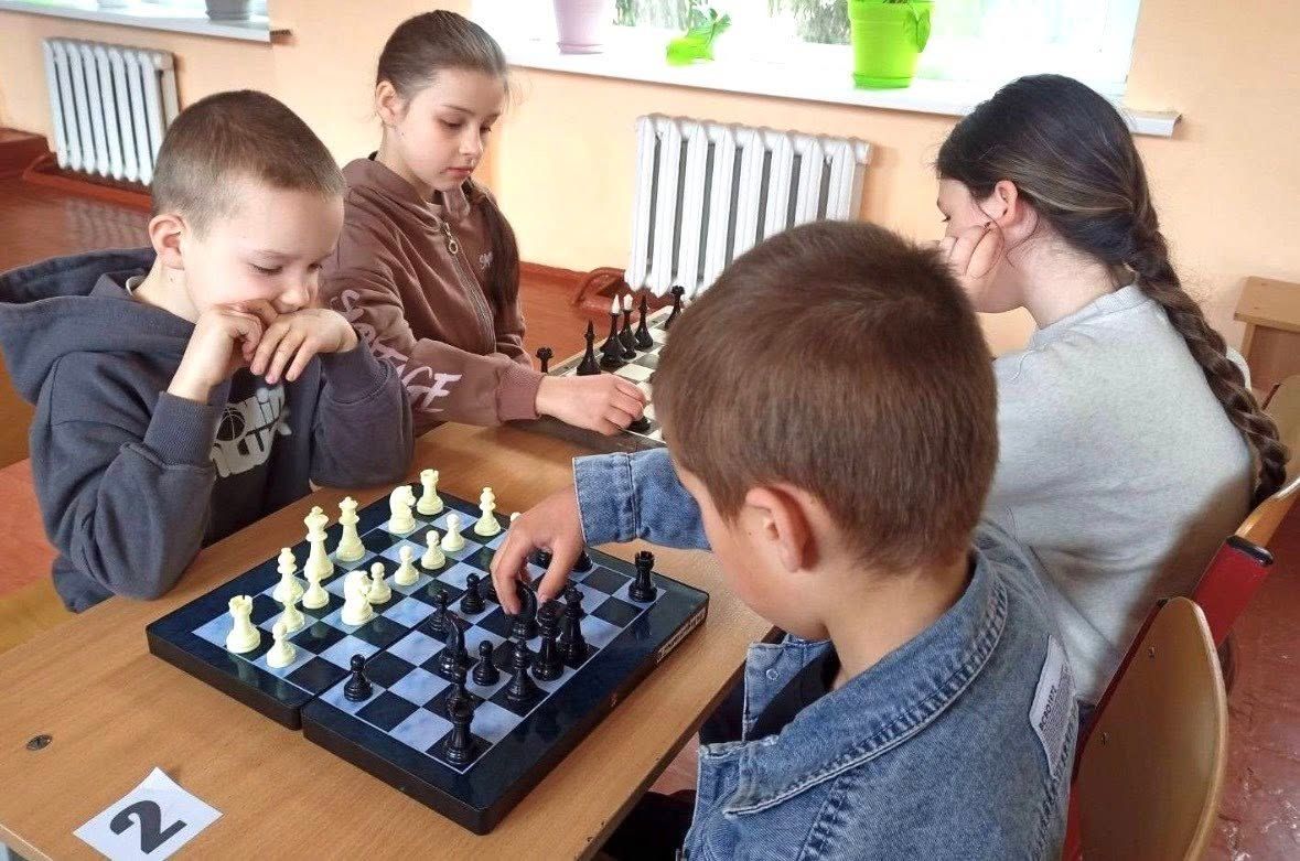 У початковій школі провели шаховий турнір