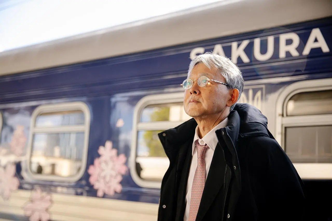 У перший рейс країною вирушив новий потяг «Сакура»