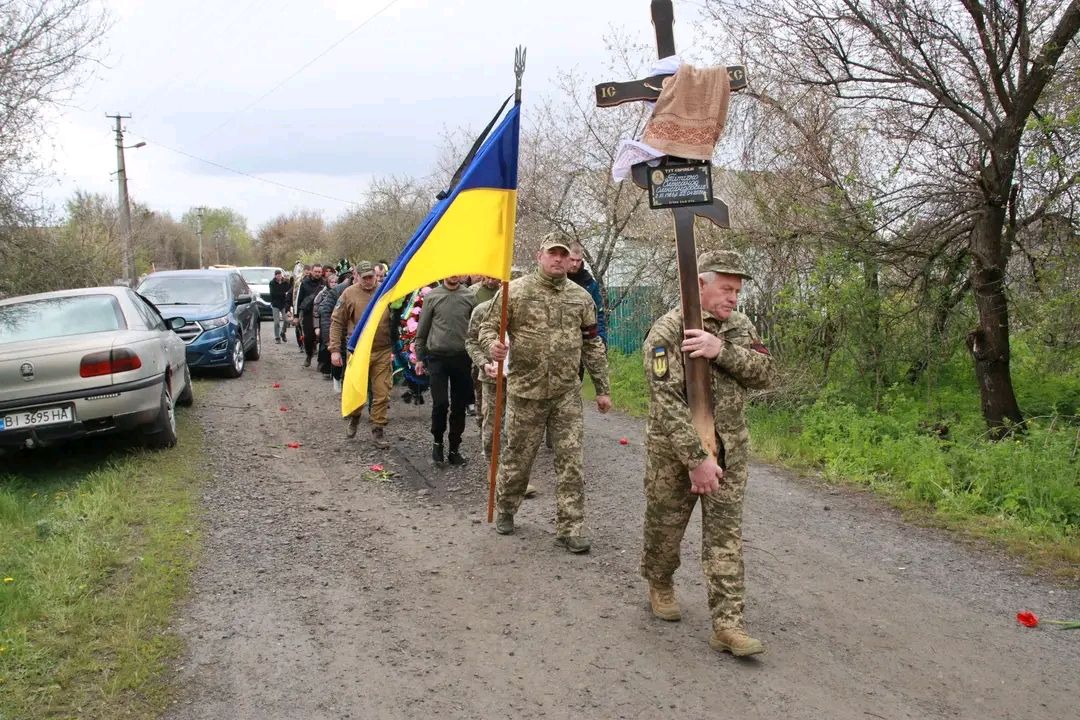 В останню путь провели Олександра Тітічка з Потеряйок