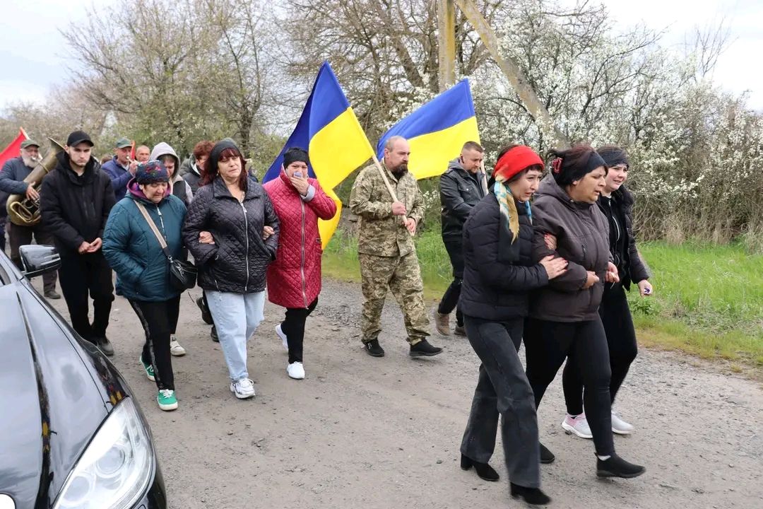 В останню путь провели Олександра Тітічка з Потеряйок