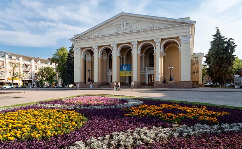 Що подивитися в театрі Гоголя у травні