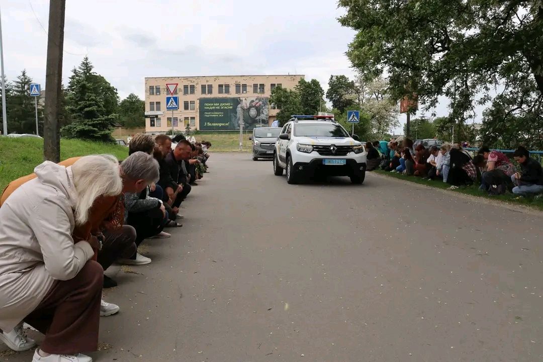 На Решетилівщині попрощалися з захисником Іваном Цибарем
