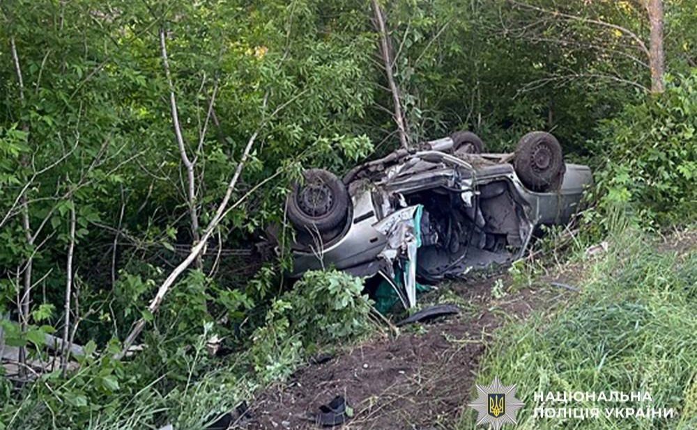 Між селами Піщане та Нова Михайлівка сталася смертельна ДТП