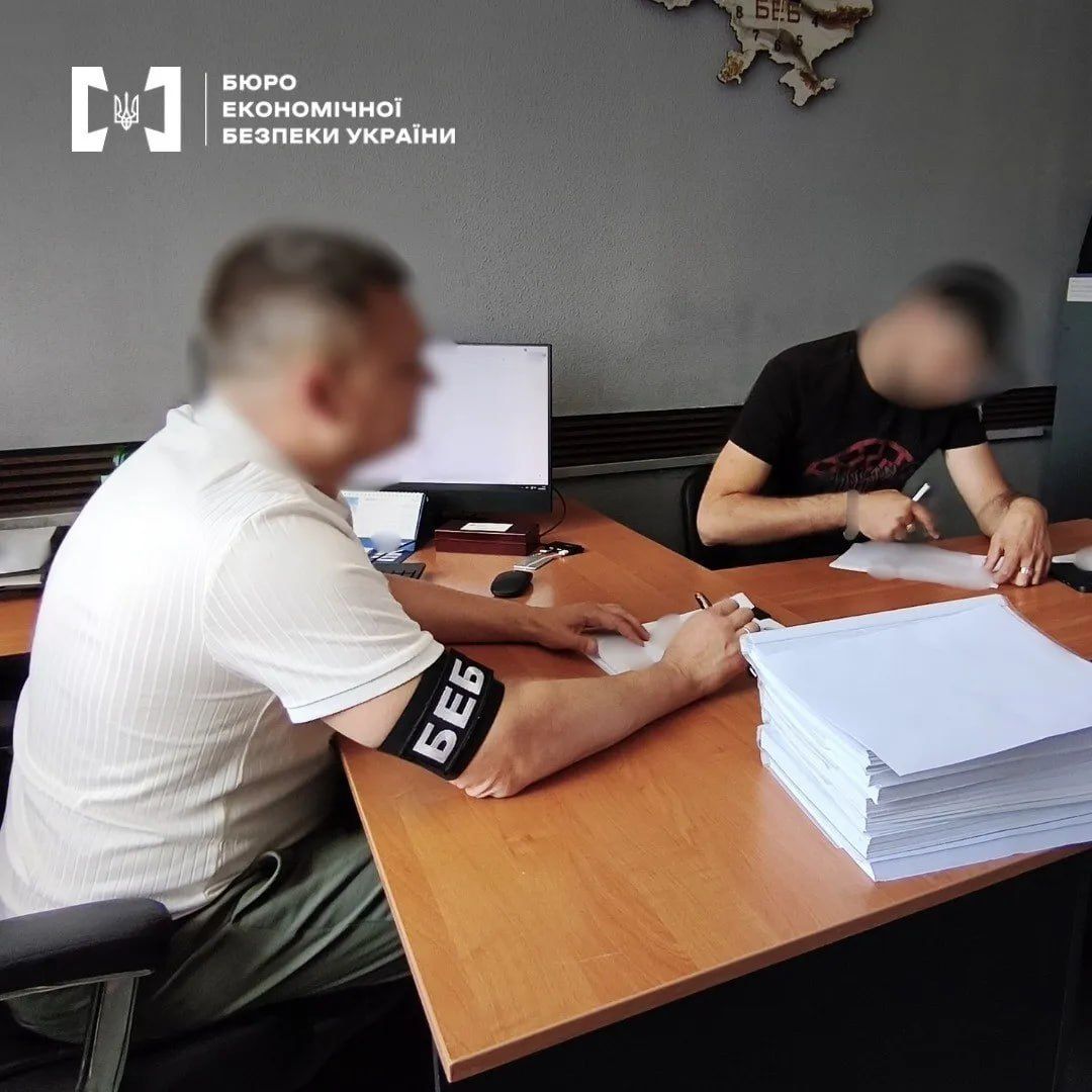 Оптика для військових із переплатою у 3,4 млн грн: БЕБ викрило схему у Полтаві