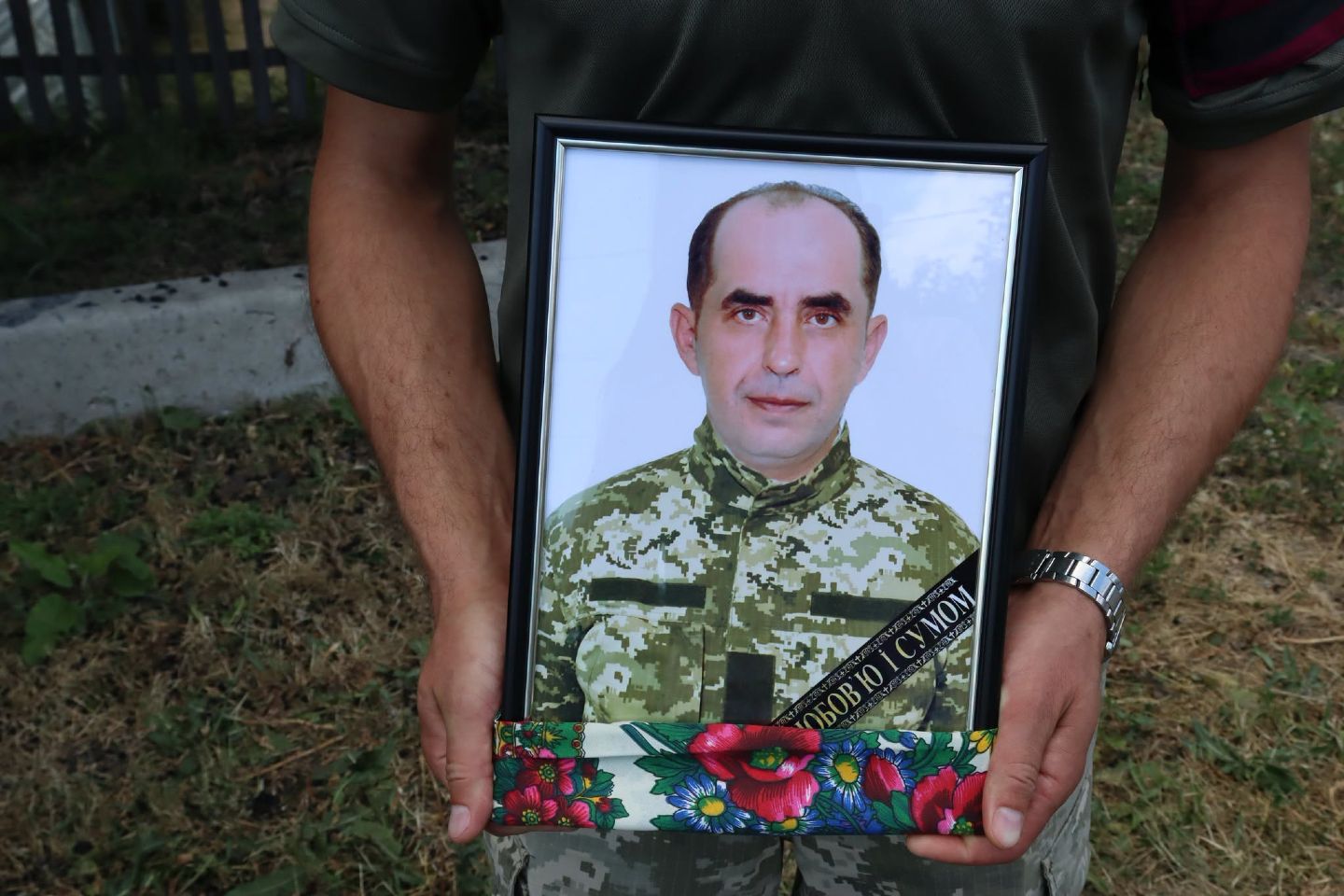 Решетилівська громада попрощалася із захисником Іваном Мелешем