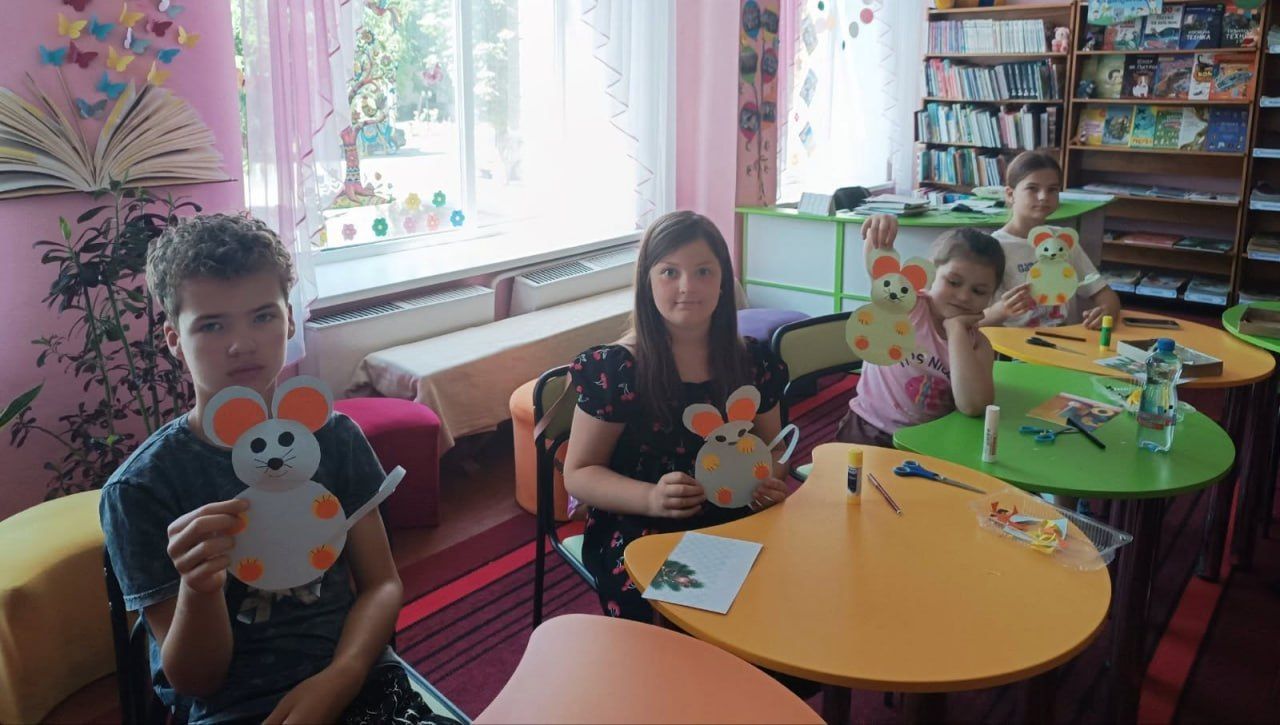 Дітлахи відвідали майстерклас із паперопластики