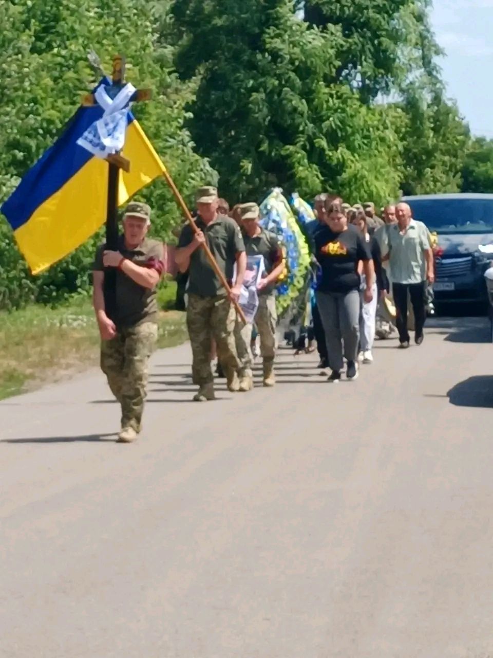 Решетилівська громада попрощалася із 23-річним воїном Олександром Годиною