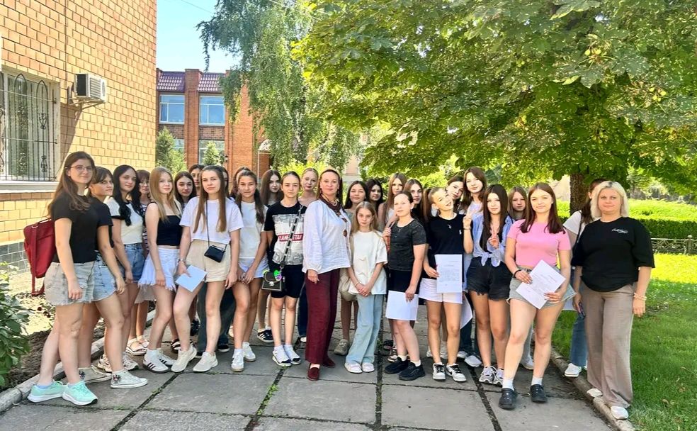 У Решетилівці стартував проєкт Girl Power Ukraine: понад 25 дівчат розвивають лідерські навички та впевненість у собі