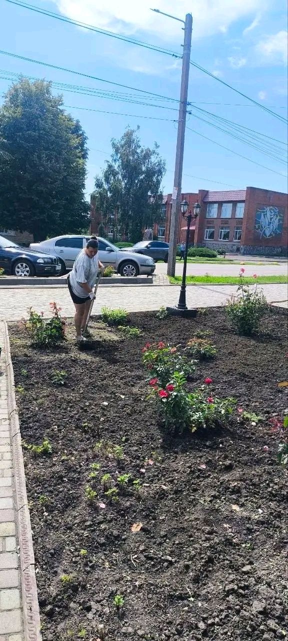 Як озеленювачі КП «Ефект» щодня створюють затишок у громаді