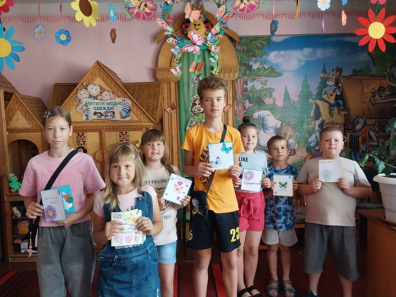 Дітлахи відвідали майстерклас із паперопластики
