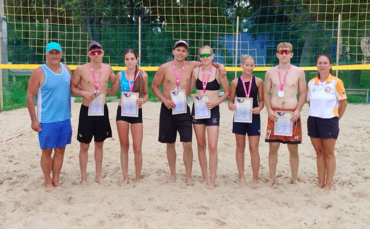 У Решетилівці визначили переможців чемпіонату з пляжного волейболу (мікс)
