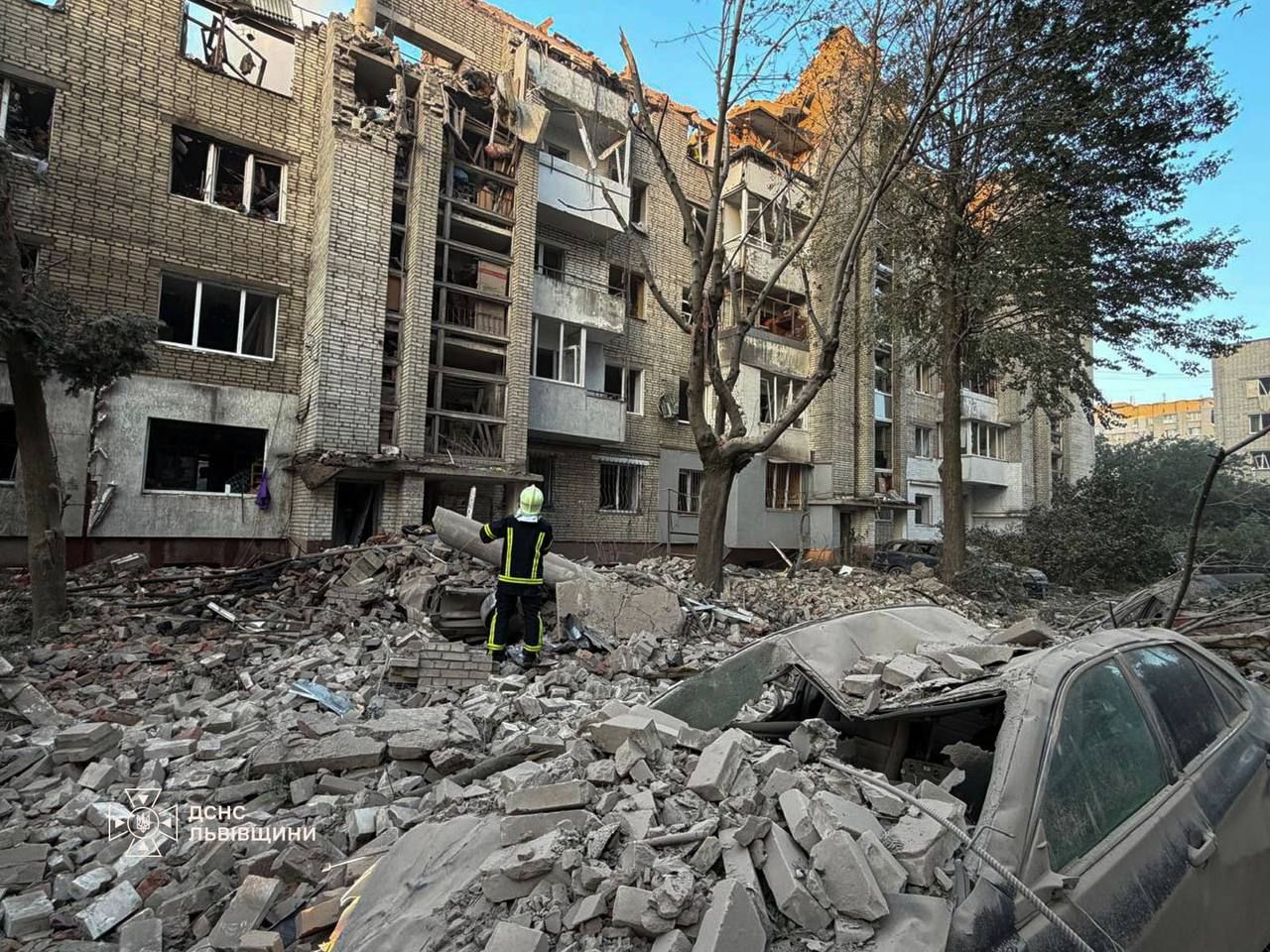 Масована атака по Україні: понад 70 ракет і більш як 280 дронів за ніч