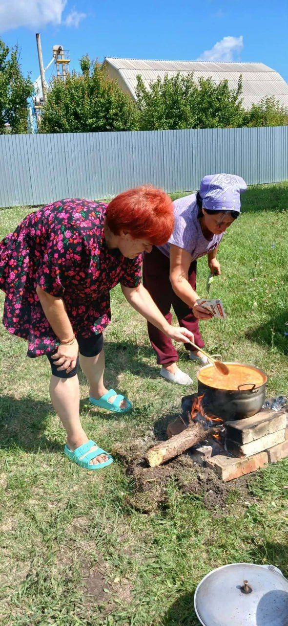У Кукобівці завдяки борщу зібрали гроші на підтримку ЗСУ