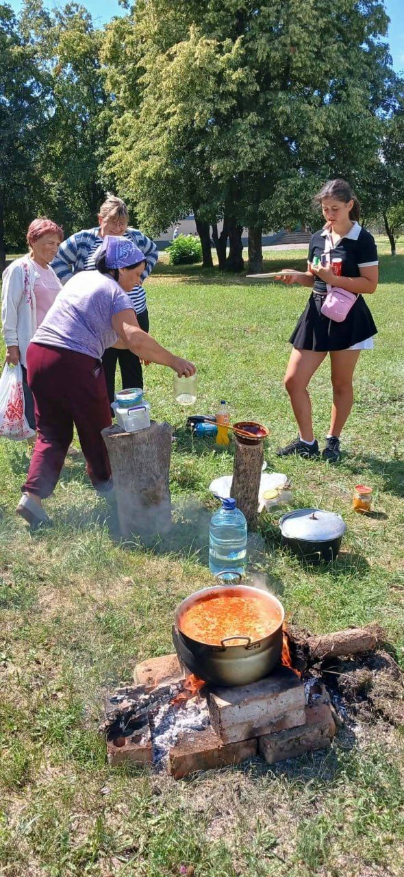 У Кукобівці завдяки борщу зібрали гроші на підтримку ЗСУ