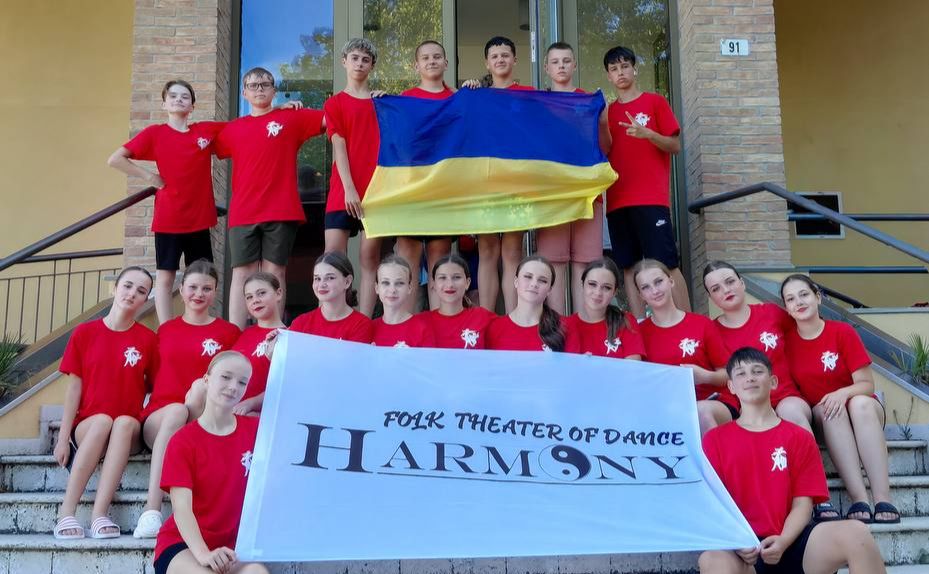 Народний театр танцю «Гармонія» з Решетилівки здобув два перших місця на міжнародному фестивалі в Італії