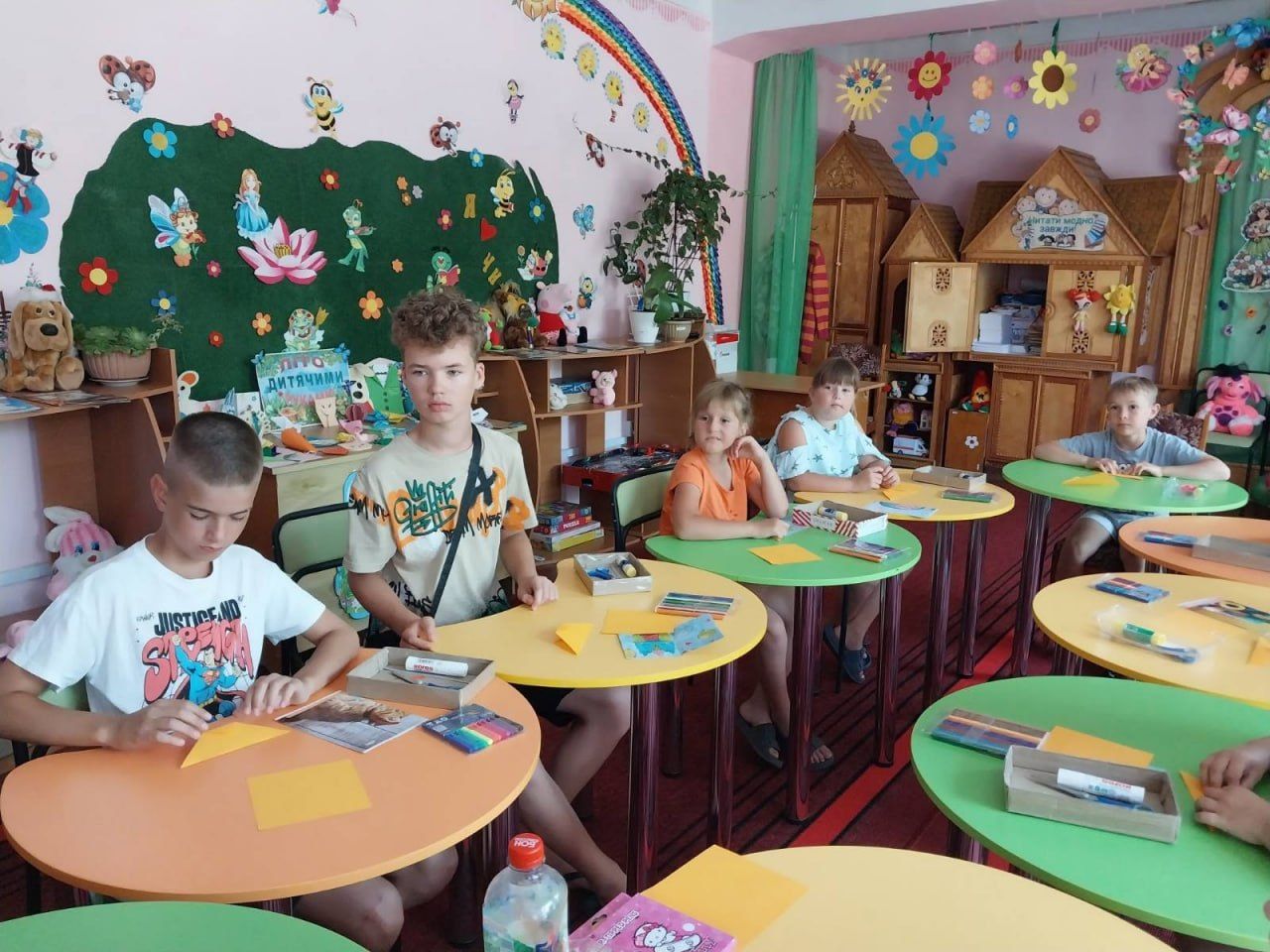 Решетилівські дітлахи опанували мистецтво створення виробів у стилі оригамі