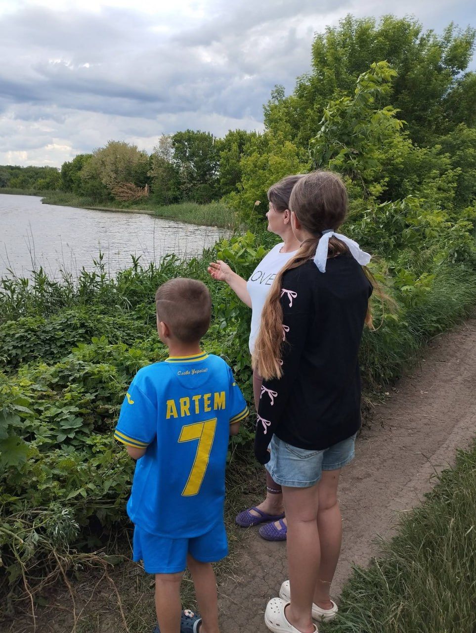 Потічанські школярі подорожують громадою