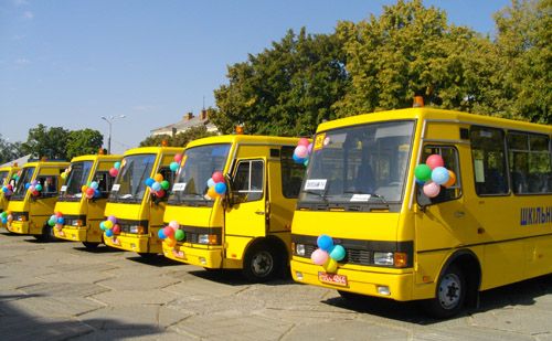 Новий автобус — для учнів Малобакайської школи