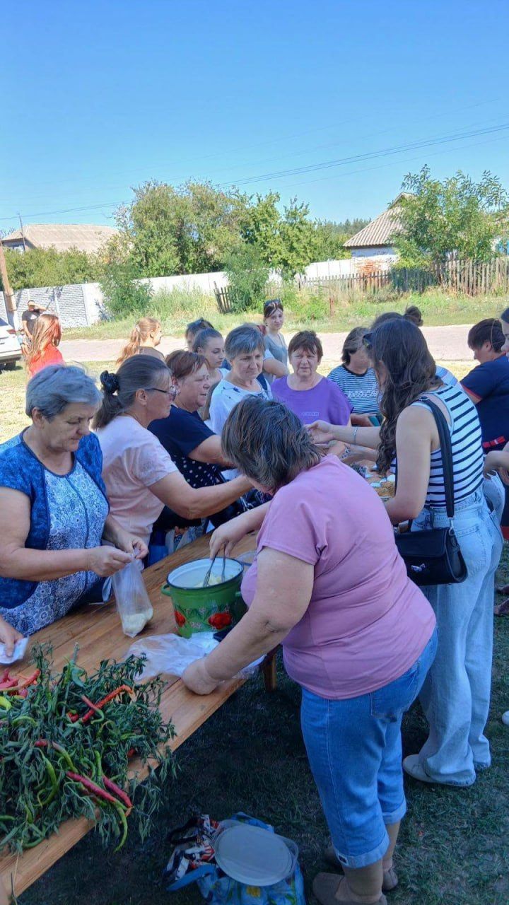 У Калениках зібрали понад 11 тисяч для ЗСУ
