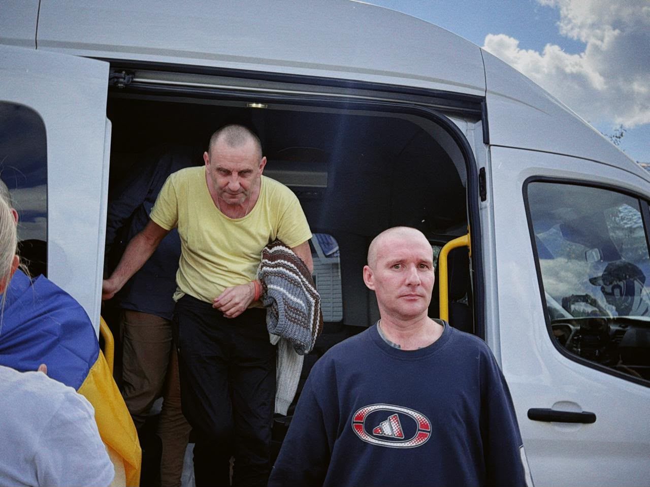 В Україну повернули 10 військових, яких вважали зниклими безвісти